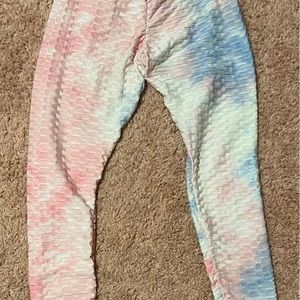 Tik Tok leggings. Size Medium